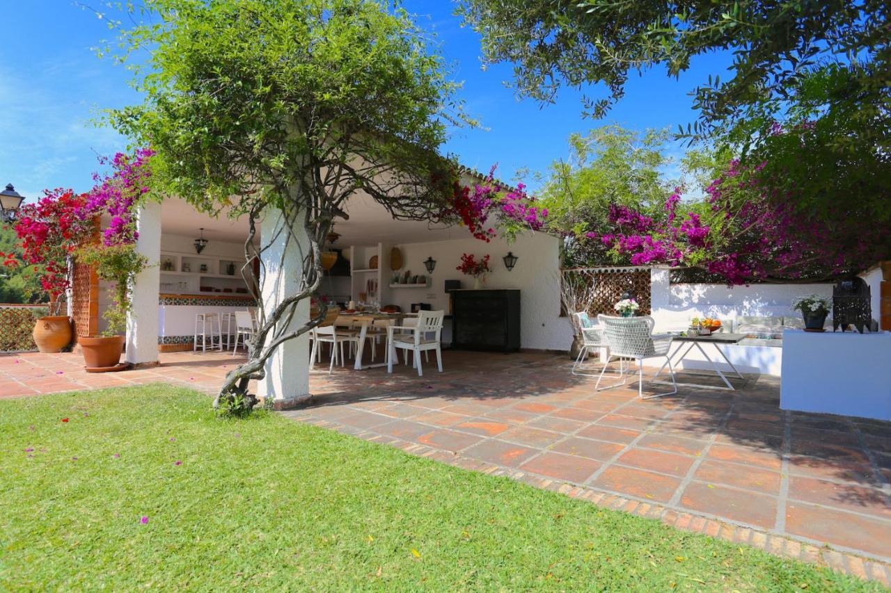Villa Clavero Five Premium Apt Malaga Exterior photo